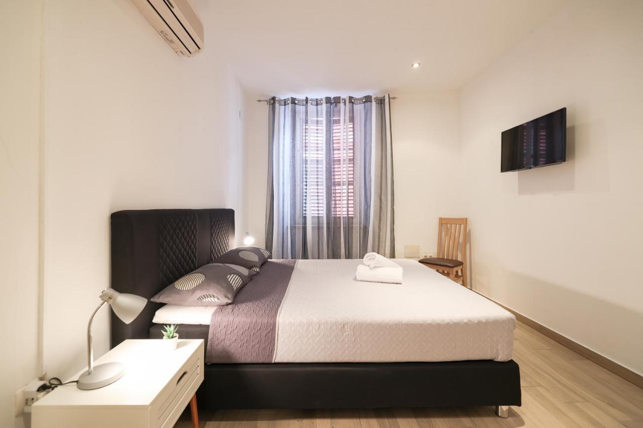 Old Town Donatello Apartment Zadar Eksteriør billede