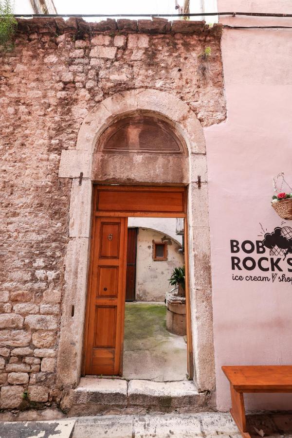 Old Town Donatello Apartment Zadar Eksteriør billede