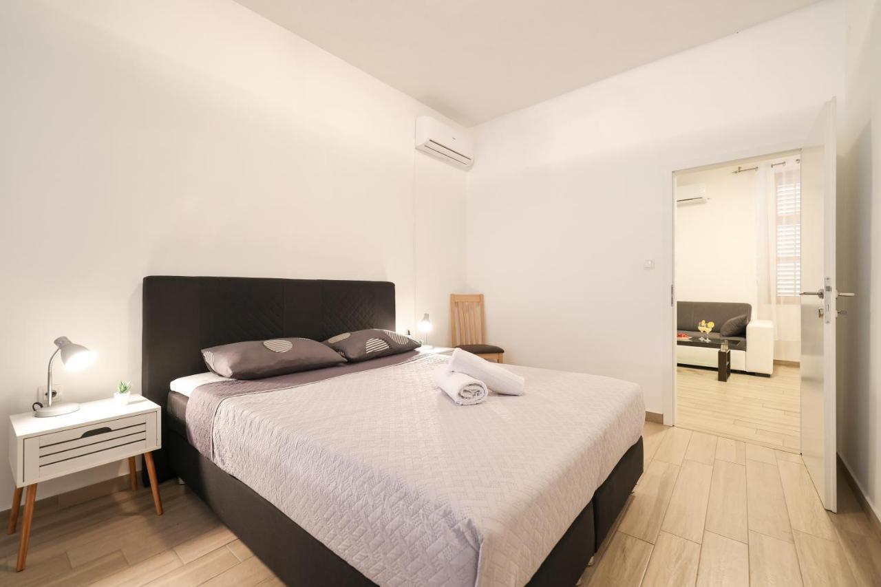 Old Town Donatello Apartment Zadar Eksteriør billede