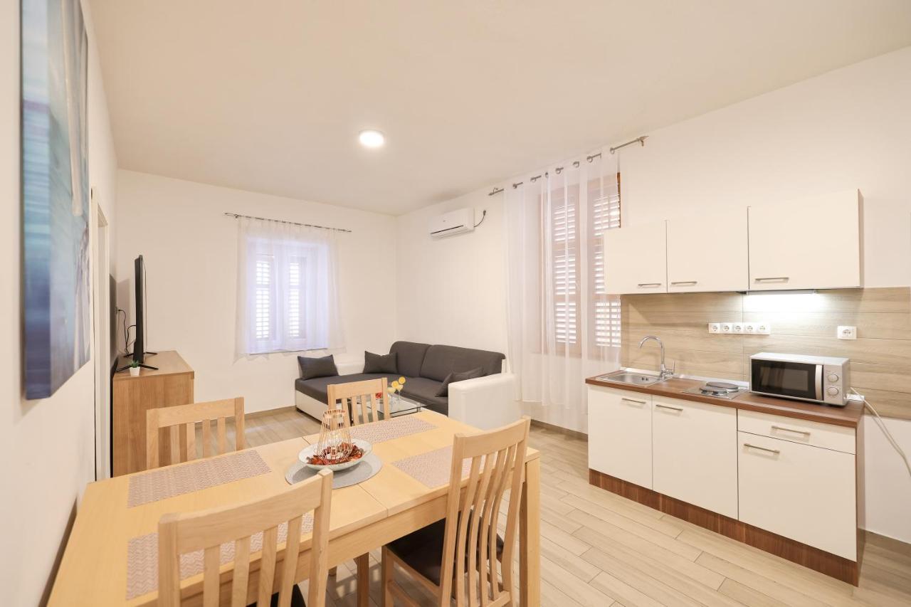 Old Town Donatello Apartment Zadar Eksteriør billede